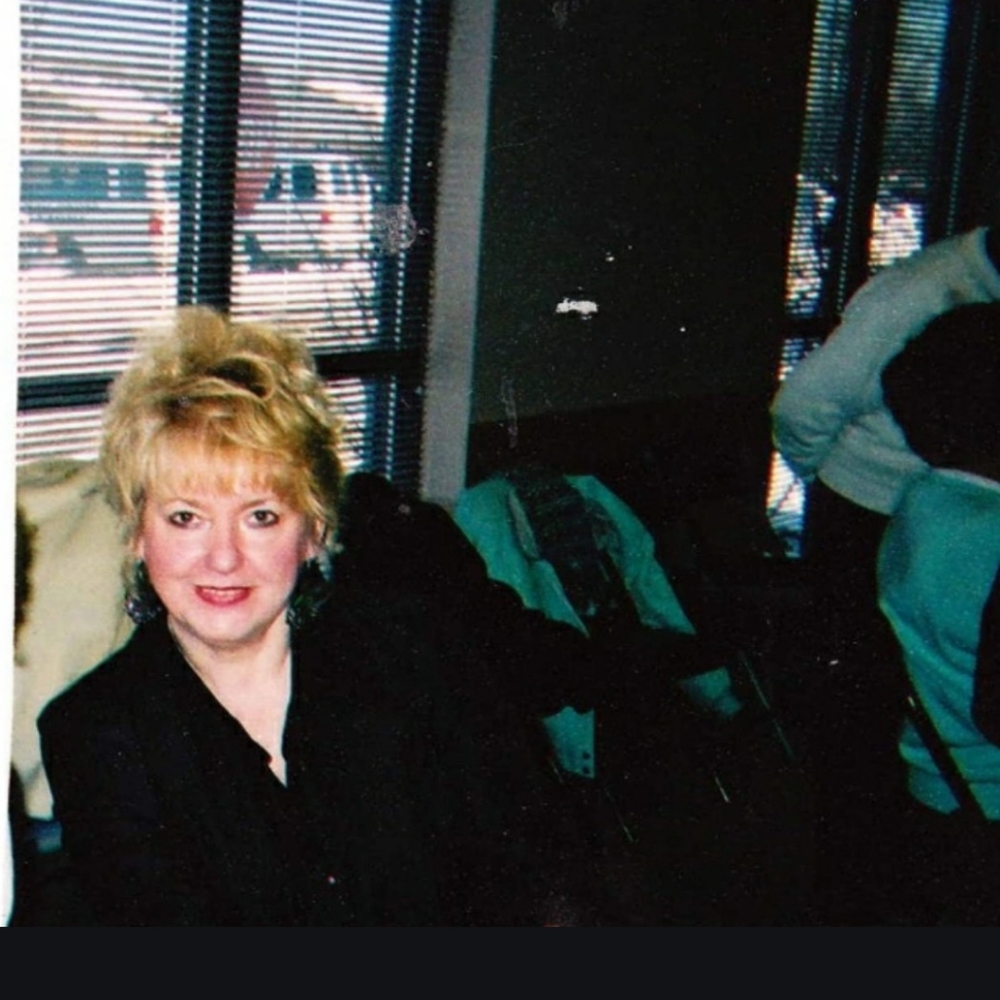 Meet your Posher, Sharon